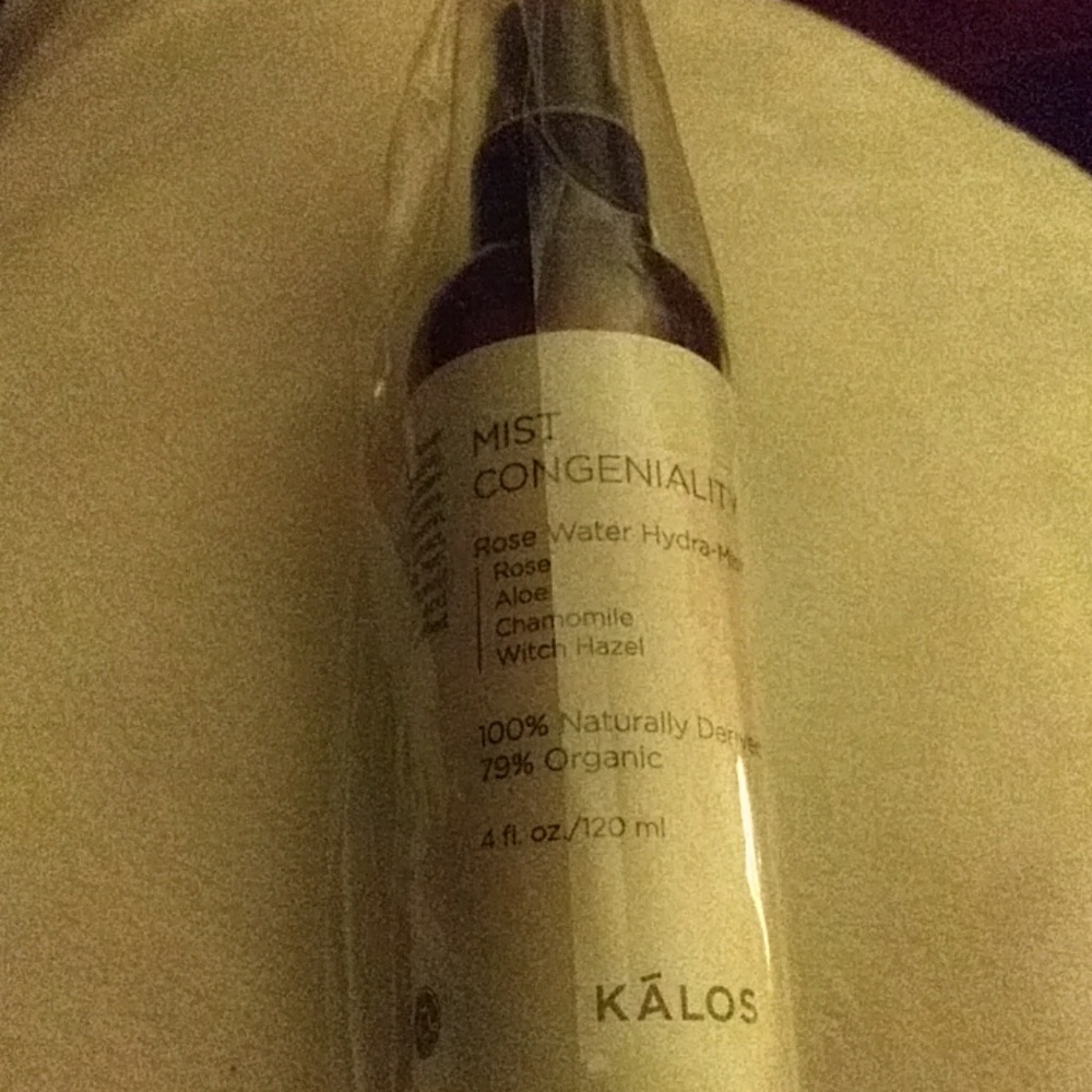 Rose water hydra mist